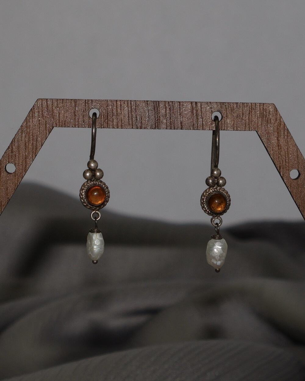 Vintage Sterling Silver Amber & Pearl Dangle Earrings 2G / 1.2in